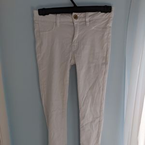 American Eagle White Skinny Jeans